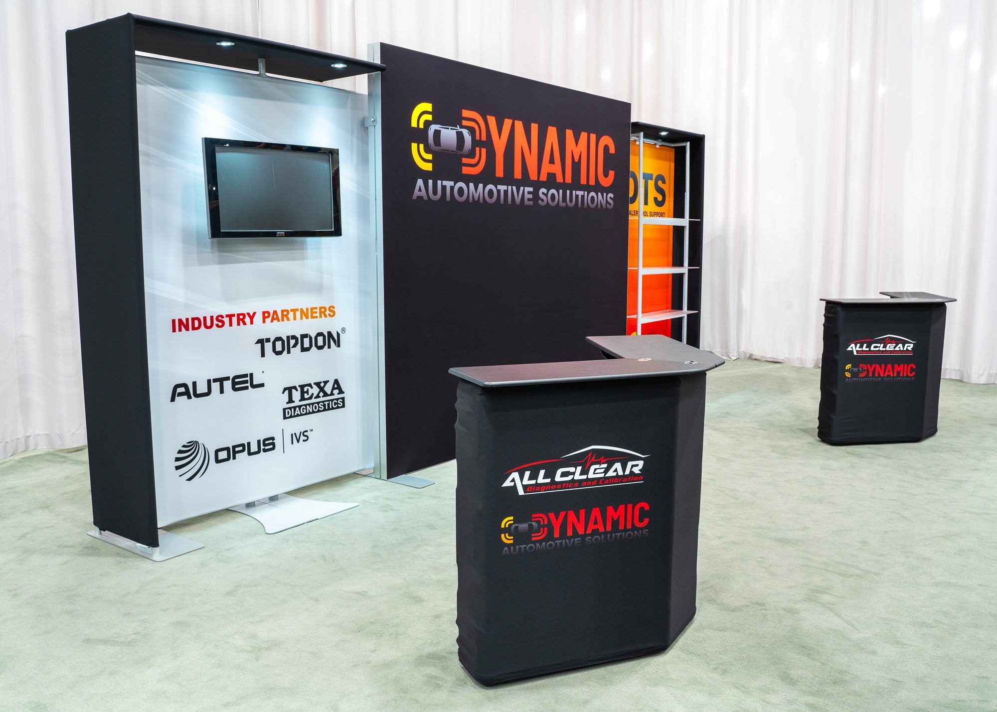 RDT-217 Backlit Booth with Custom Accessories | Featherlite